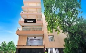 Super Townhouse Sahayogi Nagar Near Big Bazaar